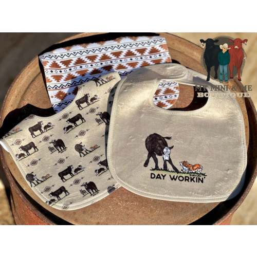 Day Workin' Bib Set