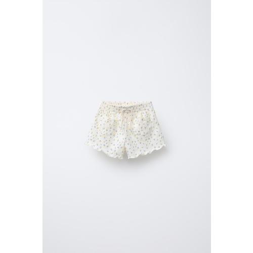 FLORAL PRINT BERMUDA SHORTS - Light ecru | ZARA United States