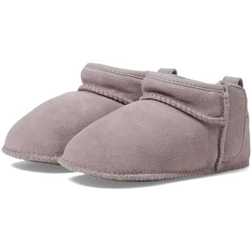 UGG Unisex-Baby Classic Ultra Mini Fashion Boot