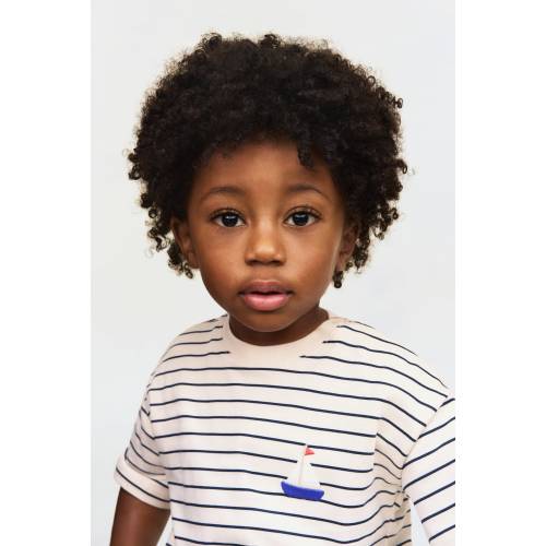 EMBROIDERED-DETAIL T-SHIRT