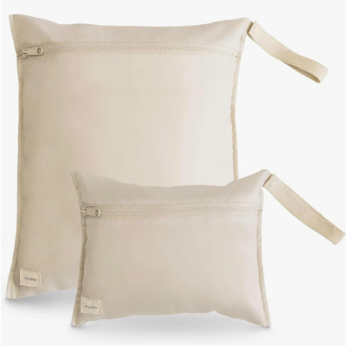 Amazon.com : mushie Water Resistant Wet Bags | Large & Small Reusable Storage Bag for Baby Items and Travel | Zippered Pockets with Handle | Machine Washable, Set of 2 (Fog) : Baby
