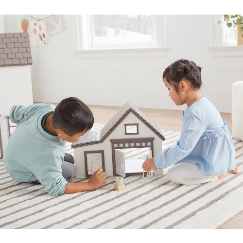 Horse Stable Dollhouse