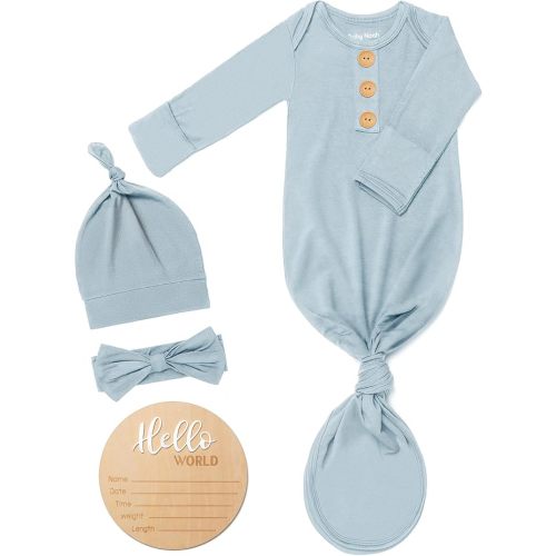 Soft Baby Knot Gown 0-3 Months, Newborn Announcement Sleepers With Mitten Cuffs and Personalized Wooden Name Tag