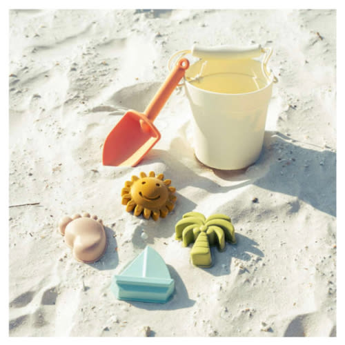 Lucy's Room Silicone Beach Bucket Toy Play Set - Emerson and Friends | Maisonette