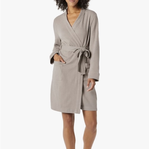 Amazon Essentials Women's Lightweight Waffle Full-Length Bath Robe (Available in Plus Size)