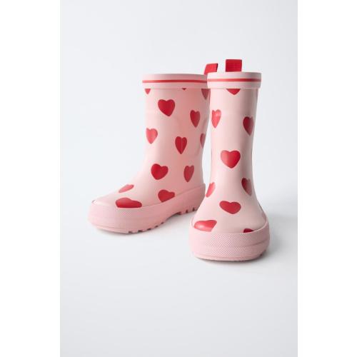 HEART PRINT RAIN BOOTS