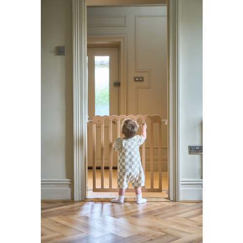 Scalloped Baby Gate