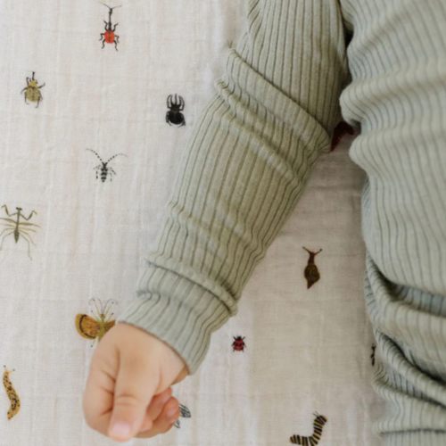 Cutie Crawlies Crib Sheet