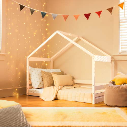 Little Seeds Trellis House Toddler Bed, True White