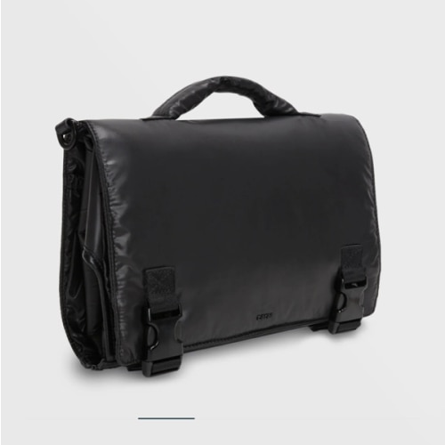 Changing Kit | Caraa - Luxury Sports Bags