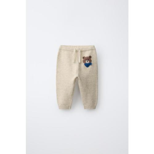 BEAR KNIT JOGGER PANTS - Light beige | ZARA United States