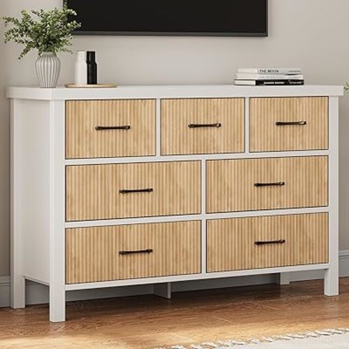 Fluted 7 Drawers Dresser for Bedroom, Modern Chest of Drawers with Metal Handle, Wood Dresser TV Stand, Wooden Closet Clothes Storage Organizer for Living Room, Hallway (White & Wood)