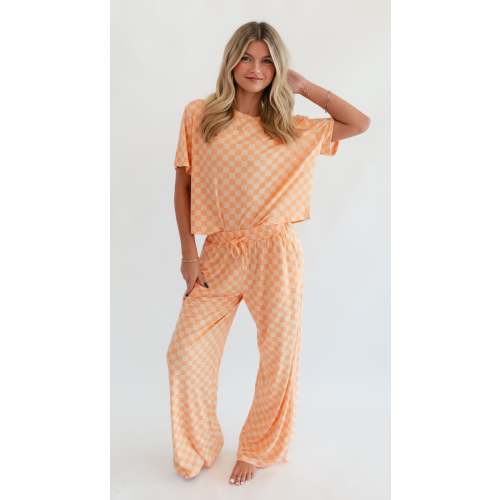 Women's T-Shirt and Pants Set In Orange Checkered