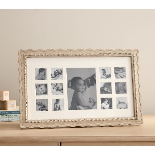 Marlowe Scallop First Year Frame (19"x 12")