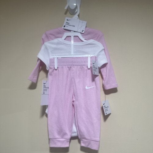 Nike Baby Girl 3 Pc Pink Foam Bodysuits & Leggings 6 M NWT