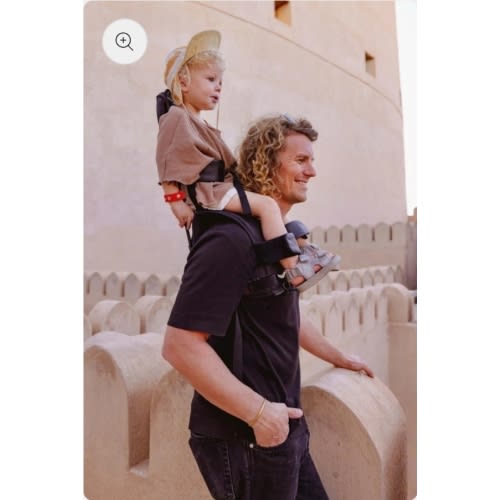 MiniMeis G5 Shoulder Carrier – Swaddles Baby