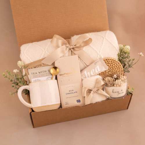 Cozy Gift Box for Mom, Self-Care Pamper Basket, Herbal Tea, Milk Chocolate, Candle