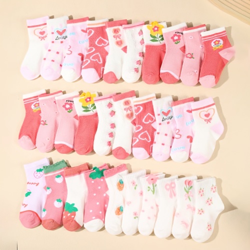 5 Pairs of 3D Floral And Bow Short Socks for Children, Random Short Socks for Baby Girls.