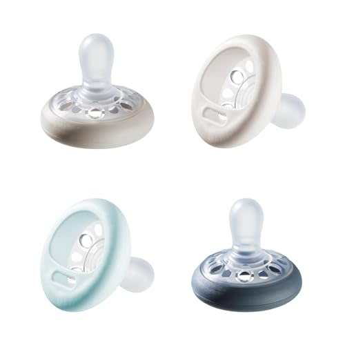 Tommee Tippee Breast-Like Pacifier, 0-6 Months, Symmetrical Design, Natural Breast-Like Baglet, BPA-Free Binkies, Pastel/Blue/Black, Pack of 4