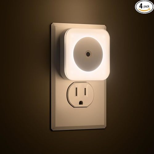4-Pack LED Night Lights Plug into Wall,Bright Nightlight Auto-On/Off and Dimmable,0.5W Plug in Socket Night Light,Smart Sensor,Daylight White,for Adults Kids Bedroom Bathroom Hallway Kitchen Decor (4)