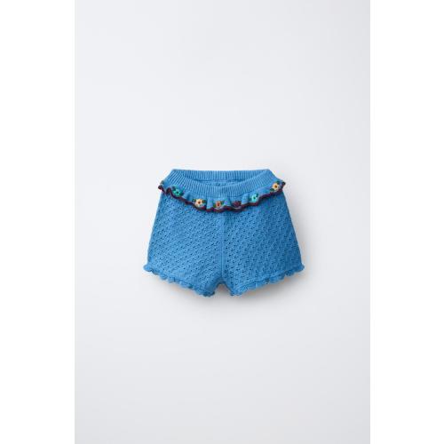 COTTON-LINEN KNIT SHORTS WITH RUFFLES AND EMBROIDERY