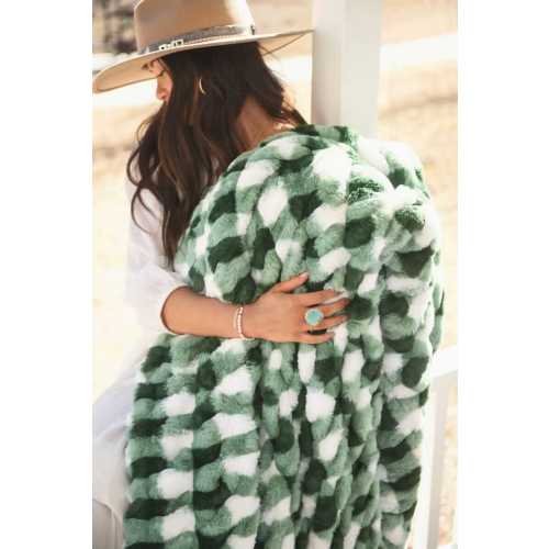 Hugs Gingham Evergreen Plush Blanket