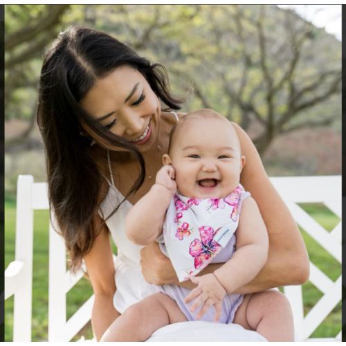 Hibiscus Kiss Bib