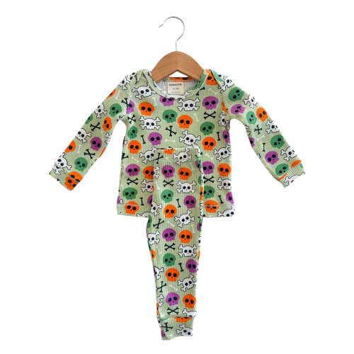 Organic Waffle 2-Piece Set, Candy Skulls Green