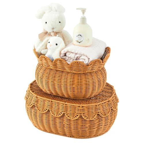 Juexica 2 Pcs Scalloped Rattan Baskets, Baby Diaper Caddy, Imitation Woven Rattan Wicker Storage Baskets Plastic with Lid for Nursery Storage Organizer Bathroom Decor (Dark Brown,Small,Medium)