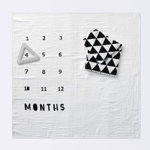 Muslin Blankets With Felt Frame Triangle - Cloud Island™ White/black