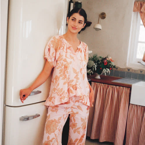 Sophie Pajama Set - Pants - Cotton Modal - Romantic Floral Peach – Piyama USD