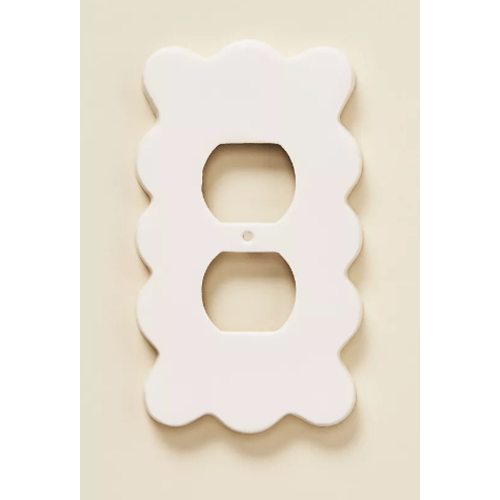 Wiggle Scalloped Single Outlet Switch Plate