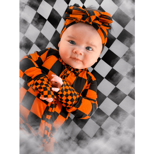 Bamboo Zippy Sleeper in Jack-O Lantern Checkered