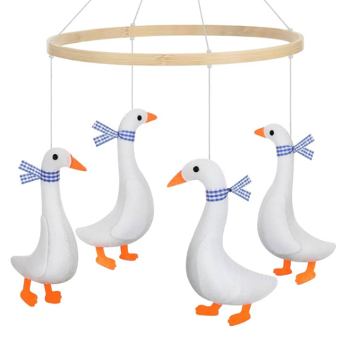 Goose Baby Mobile for Crib Goose Crib Mobile for Boys, Girls Felt Duck Nursery Decor 4 Hanging Felt Geese for Baby Shower Gift, Bassinet Toddler Room Decor, Gender Neutral Newborn Gift