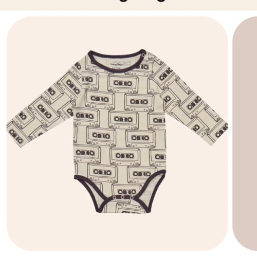 Printed Longsleeve Onesie – Young Days 6-12M Cassettes