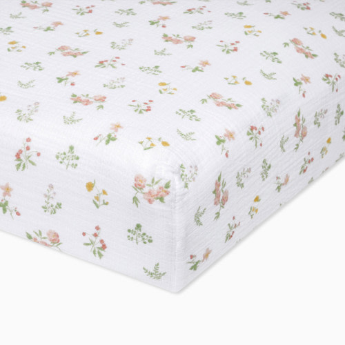 Aden + Anais Essentials Cotton Muslin Crib Sheet - Country Floral