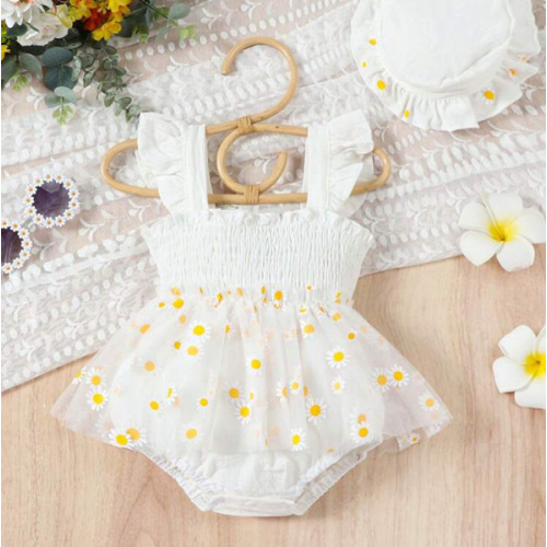 SHEIN Vintaside Kids Baby Girl Floral Print Ruffle Trim Contrast Mesh Bodysuit & Accessory Hat | SHEIN USA