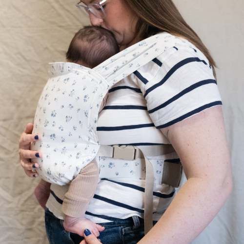 Type: Sprout Newborn Carrier