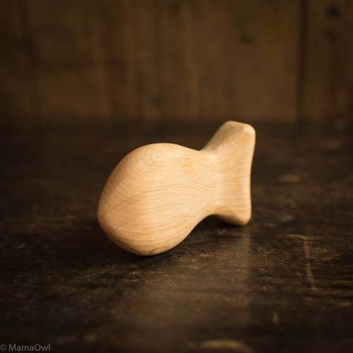 MamaOwl: Wooden rattle fish