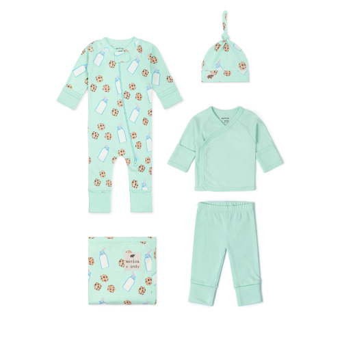 Monica + Andy Organic Cotton 5-Piece Gift Box Set, Sizes Newborn - 3-6 months