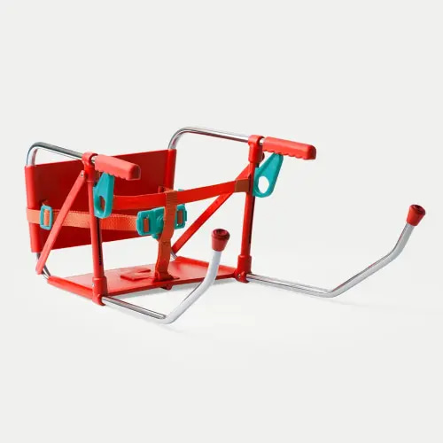 RED CLAK CHAIR