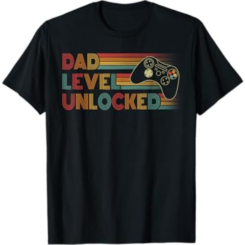 Funny New Dad Shirt Dad Level Unlocked Gaming Gamer Dad Mens T-Shirt