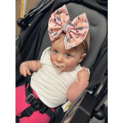 Taylor swift baby bow, Taylor swift baby, swiftie, baby bows, baby headwraps