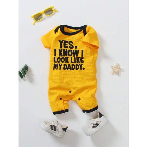 SHEIN Newborn Baby Girls & Boys Black Striped "YES. I KNOW I LOOK LIKE MY DADDY" Letter Print Short Sleeve Romper, Waffle Fabric, Casual And Comfortable For Home, Vacation, Outings In Summer,Newborn , Unisex Baby Clothes | SHEIN USA