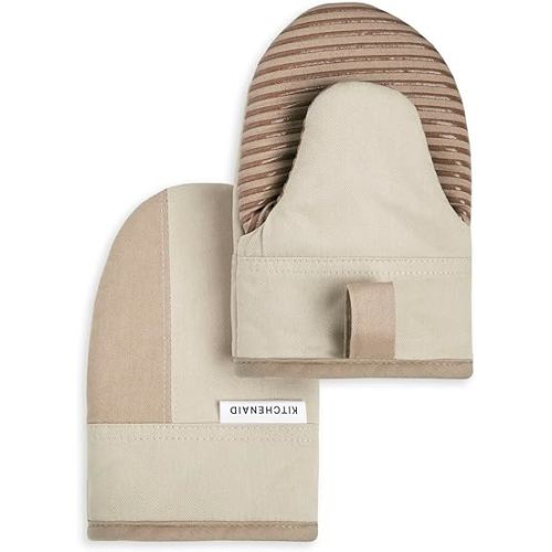 KitchenAid Beacon Two-Tone Non-Slip Mini Oven Mitt Set, Milkshake Tan/Beige, 5.5"x8", 2 Piece