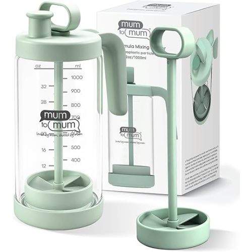 MUM TO MUM 32oz Glass Formula Mixing Pitcher, Microplastic-Free BPA Free Leak-Proof Breastmilk Storage Container, Heat & Cold Resistant Borosilicate Glass with Silicone Seal (Light green)