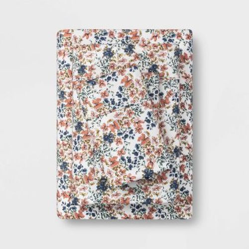 King Printed Performance 400 Thread Count Sheet Set Ditsy Floral - Threshold™: Cotton Sateen, Includes 2 Pillowcases & Fitted Sheet