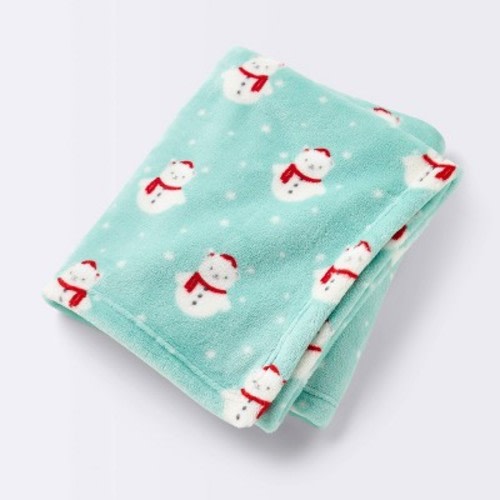 Holiday Snow Bear Plush Blanket - Cloud Island™