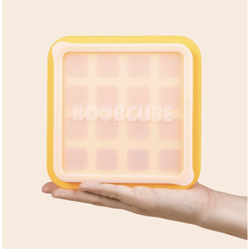 THE DROP TRAY
Designed to fit directly into all baby bottles
100% platinum-grade silicone
Free of: BPAs, phthalates, PVC, and lead
Reusable + Sustainable
Dishwasher, Microwave, Sterilizer and Freezer Safe