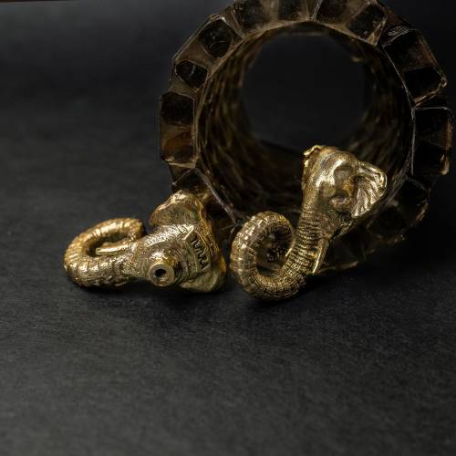 Brass Elephant Furniture Handle – Animal Cabinet Knob for Drawers, Cabinets, and Home Decor